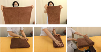 二つ目のバスタオルを折りたたむ手順の写真